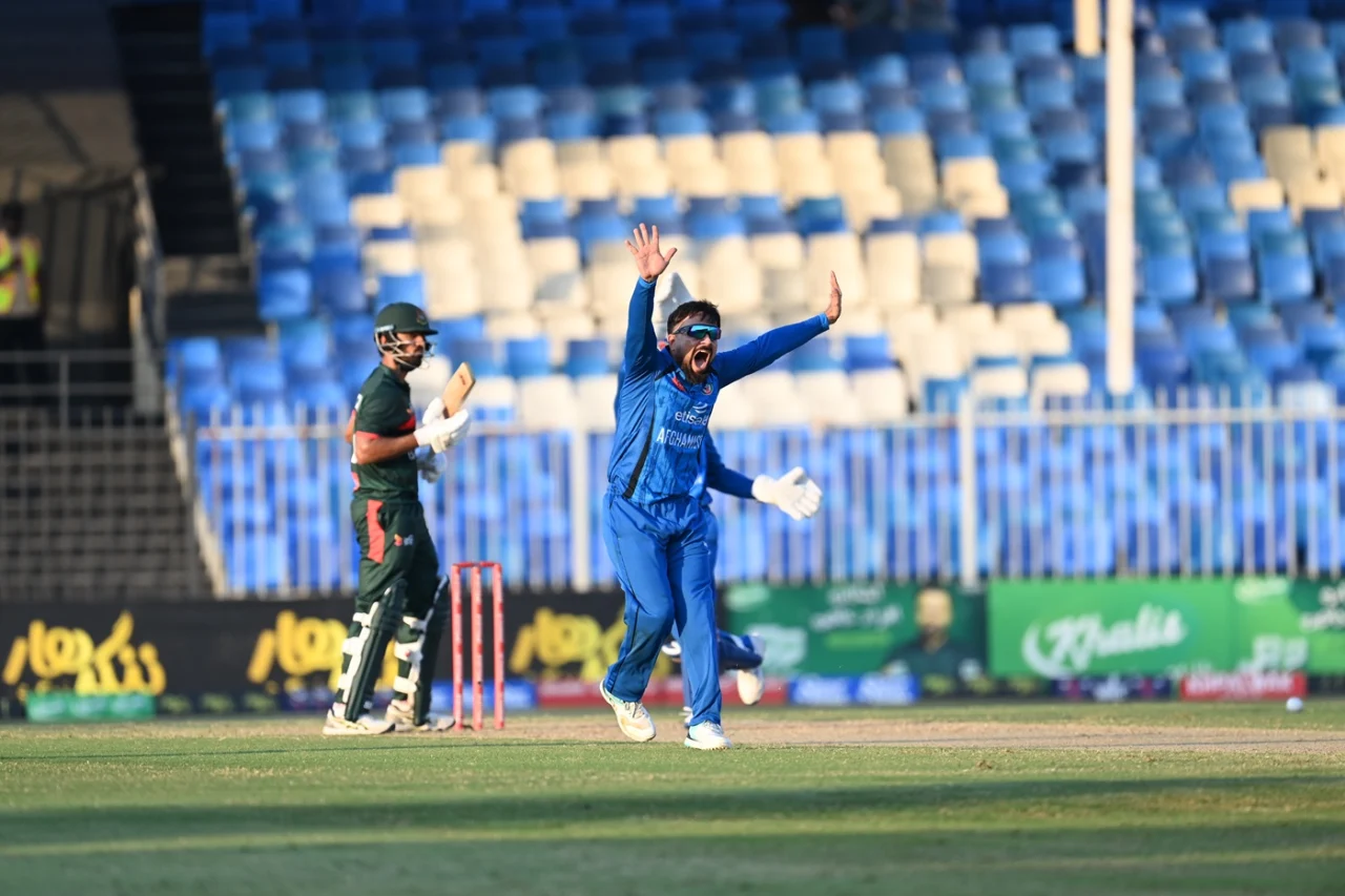 আফগানিস্তানের কাছে হেরে ত্রিদেশীয় সিরিজ থেকে বিদায়